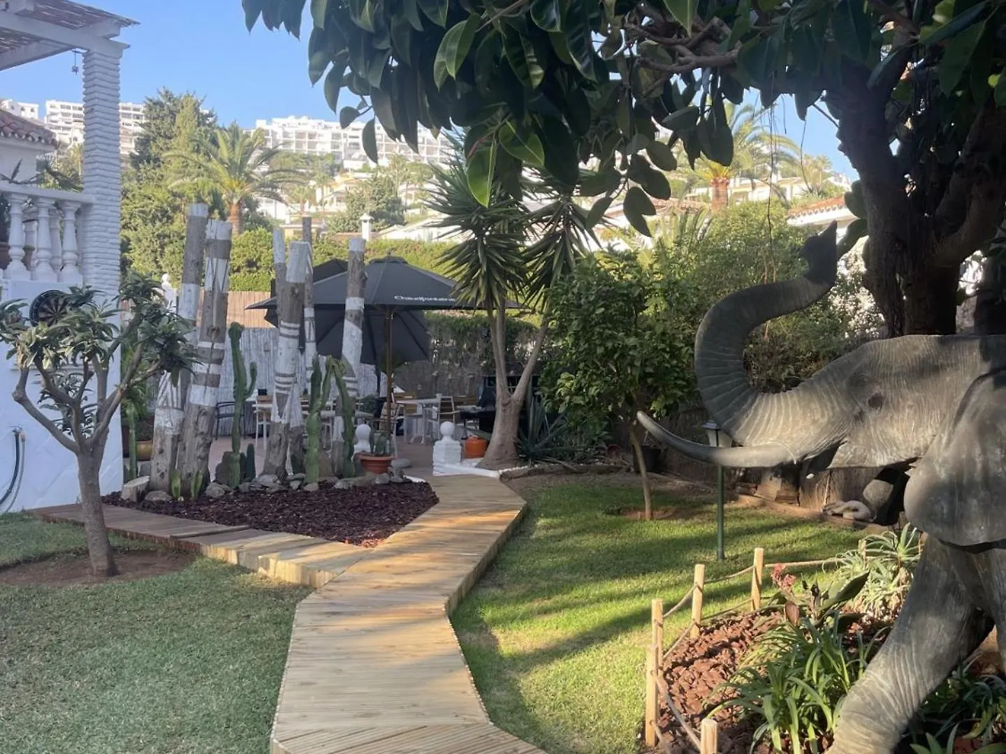 Bed and Breakfast Casa Flora - Mijas Costa - Andalusie 3*,  Spanien