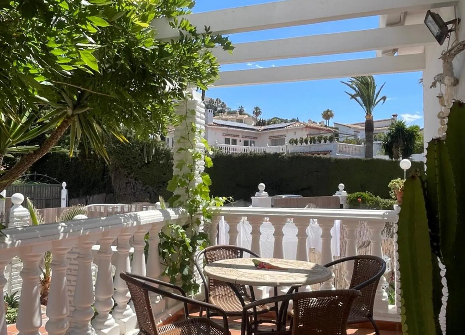 Bed and Breakfast Casa Flora - Mijas Costa - Andalusie 3*,  Spagna